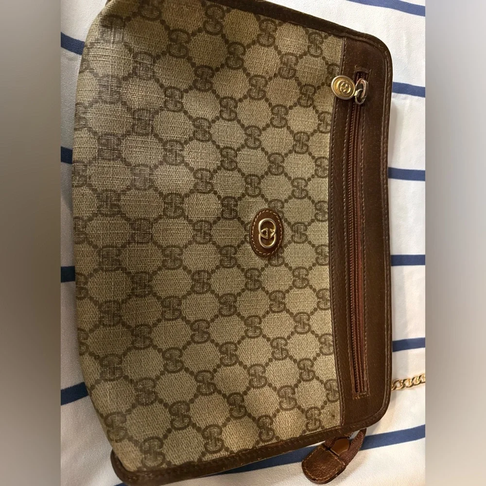 Gucci purse - Picture 1 of 5